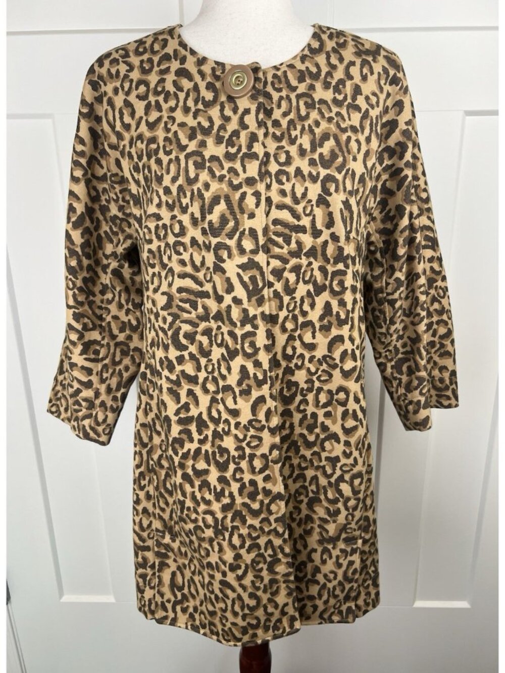 Carol Anderson by Invitation CAbi Estate Jacket M Leopard Animal Print Style 990